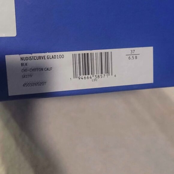 Stuart Weitzman Sandals - Picture 2 of 3